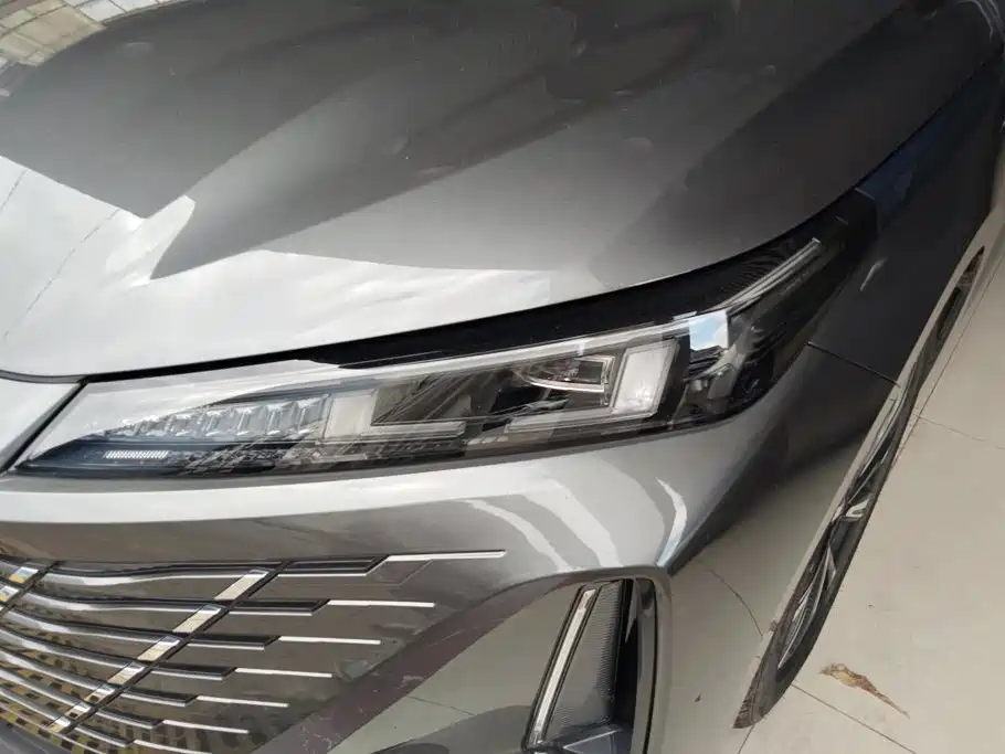 Changan Eado — миниатюра 5