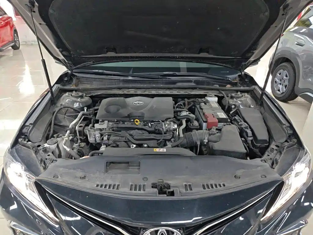 Toyota Camry — миниатюра 20