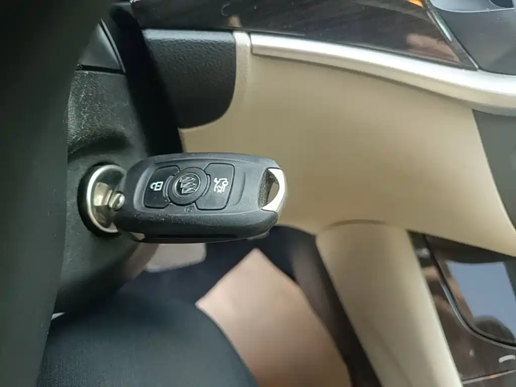 Buick Verano — миниатюра 9