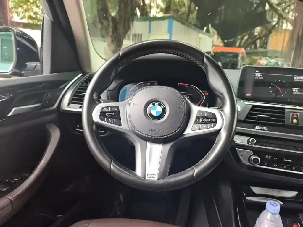 BMW X3 — миниатюра 3