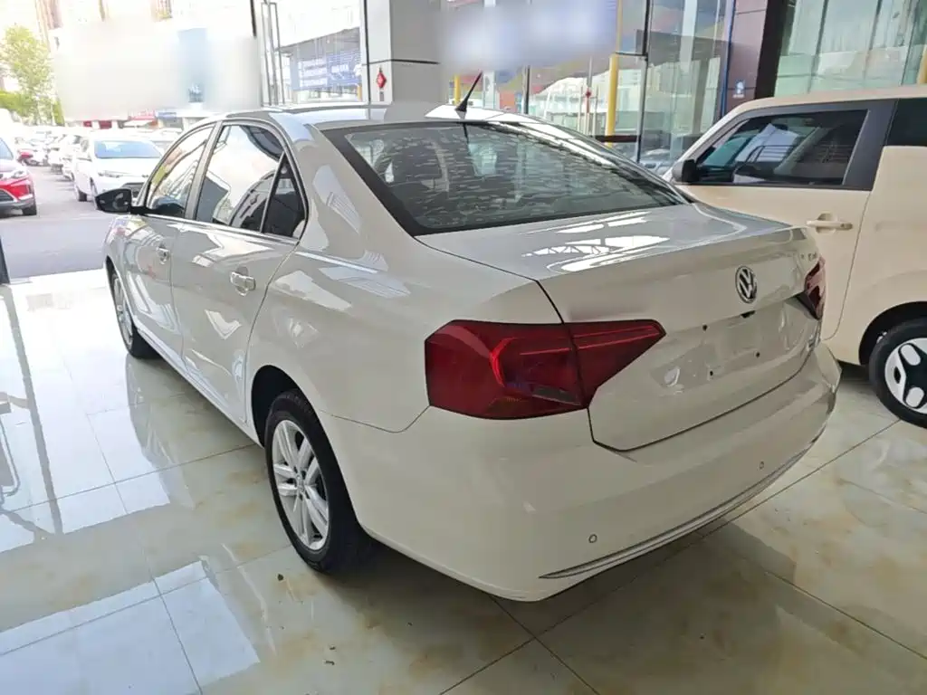 Volkswagen Jetta — миниатюра 5