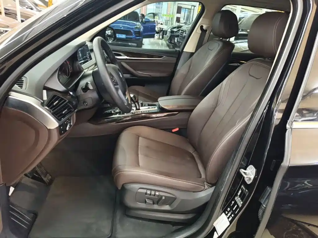 BMW X5 (Import) — миниатюра 15