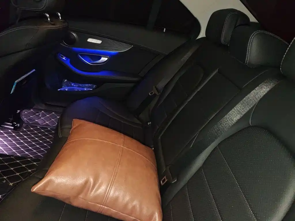 Mercedes-Benz C-Class — миниатюра 13