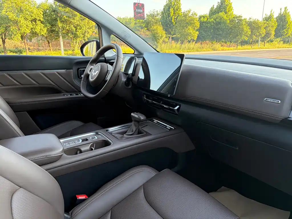 Wuling Xingguang 730 — миниатюра 11
