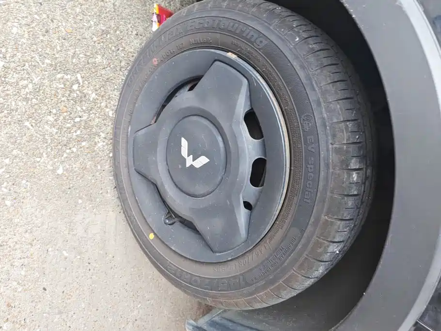 Wuling MINIEV — миниатюра 6