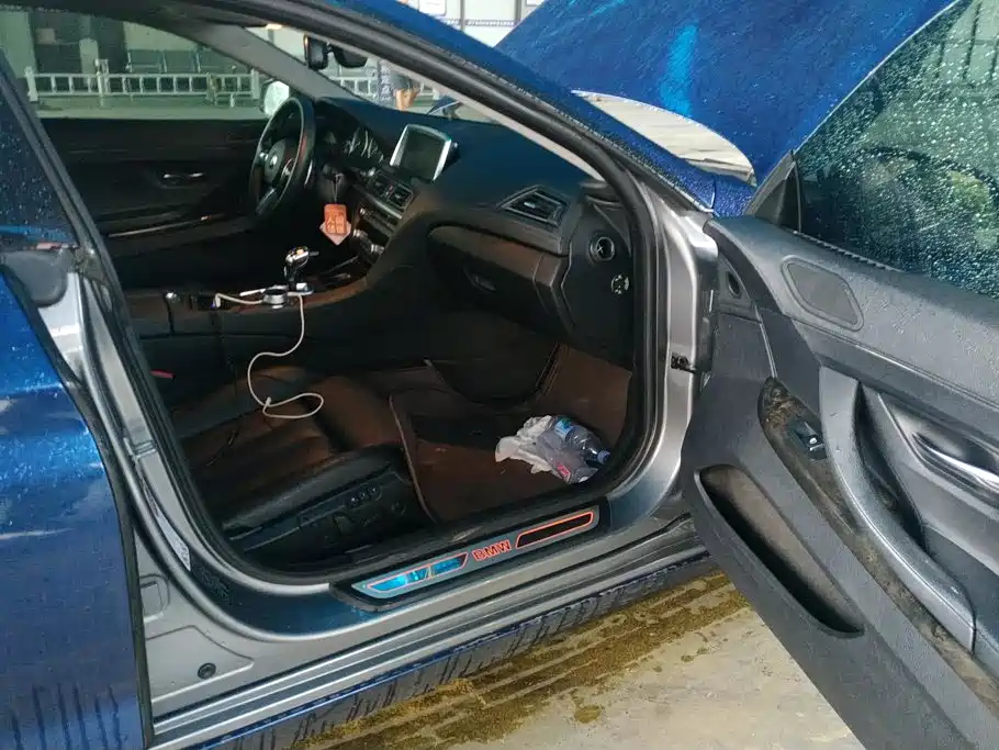 BMW 6 Series — миниатюра 8