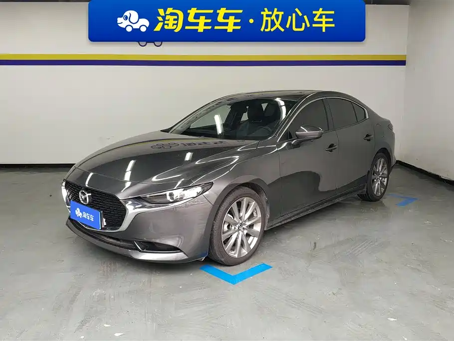 Mazda 3 Axela 2022