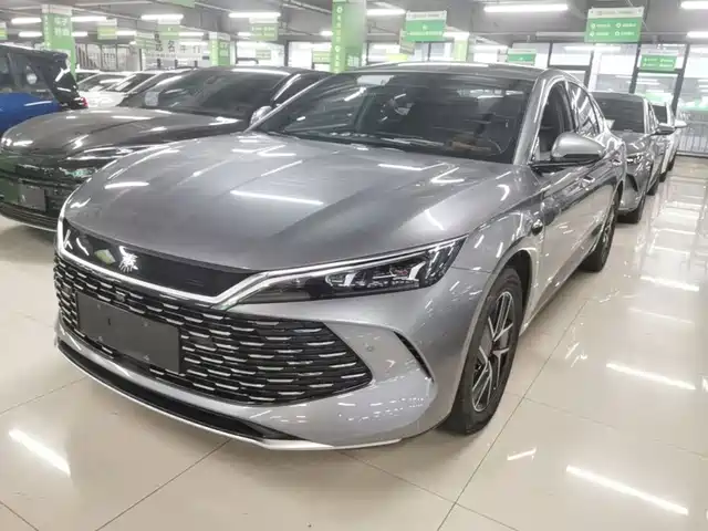 2025 BYD Qin