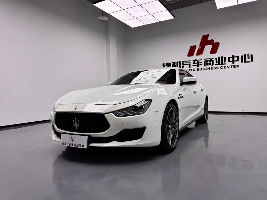 Maserati Ghibli 2021