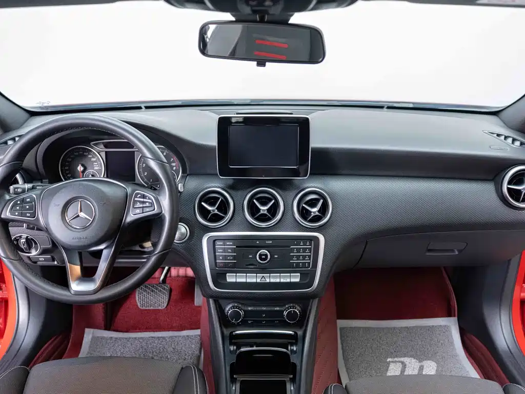 Mercedes-Benz A-Class (Import) — миниатюра 12
