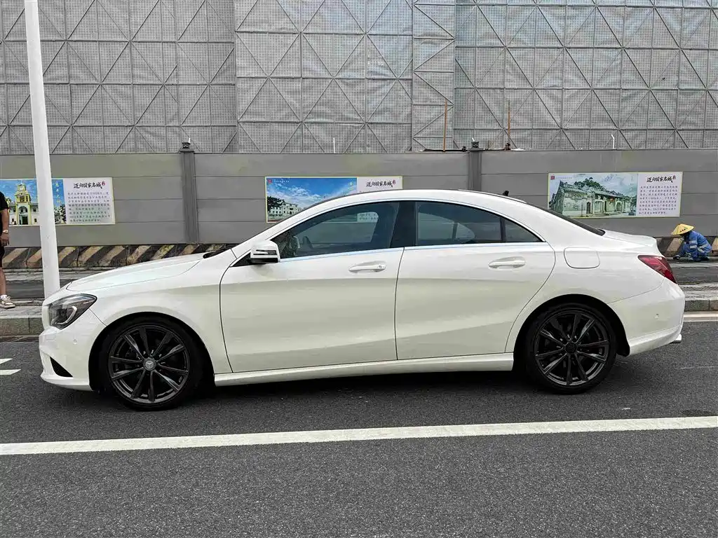 Mercedes-Benz CLA (Import)