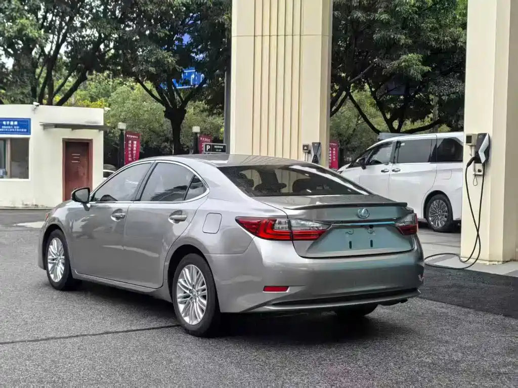 Lexus ES 2015 200 Elite