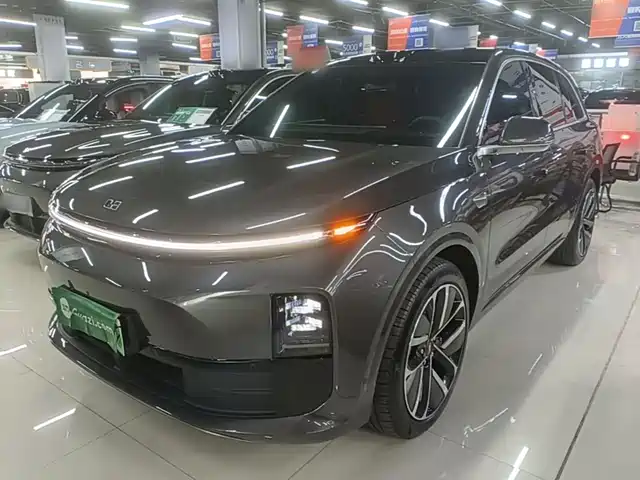 Li Auto L6