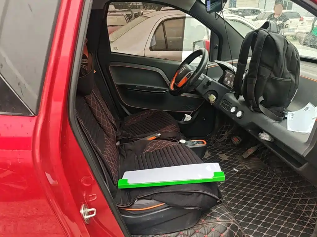 Baojun E100 — миниатюра 25