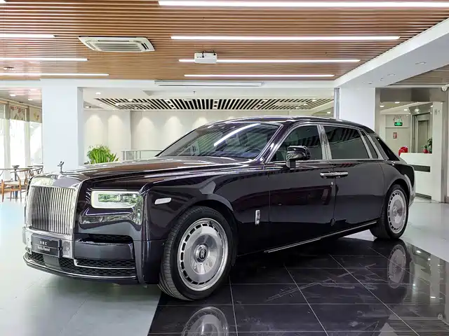 ROLLS-ROYCE PHANTOM 2019