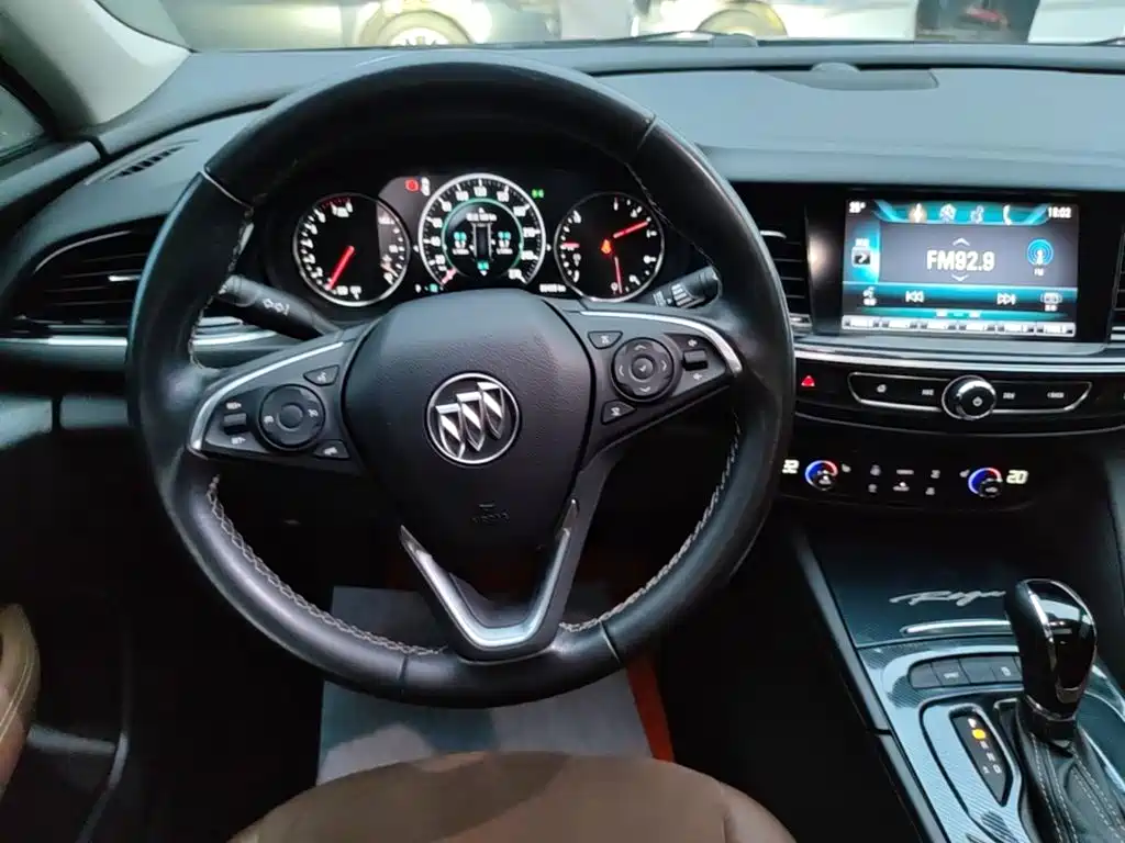 Buick Regal — миниатюра 11