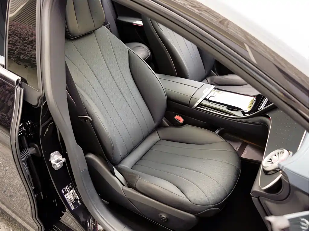 Mercedes-Benz EQE — миниатюра 17