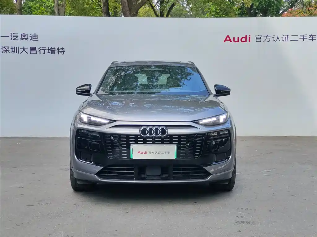 Audi Q6L e-tron — миниатюра 2