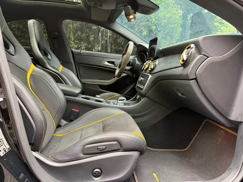 Mercedes-Benz CLA AMG — миниатюра 13