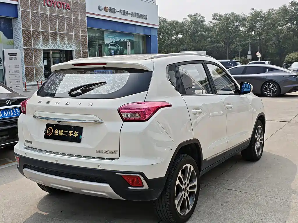 BAIC Senova X35 — миниатюра 3