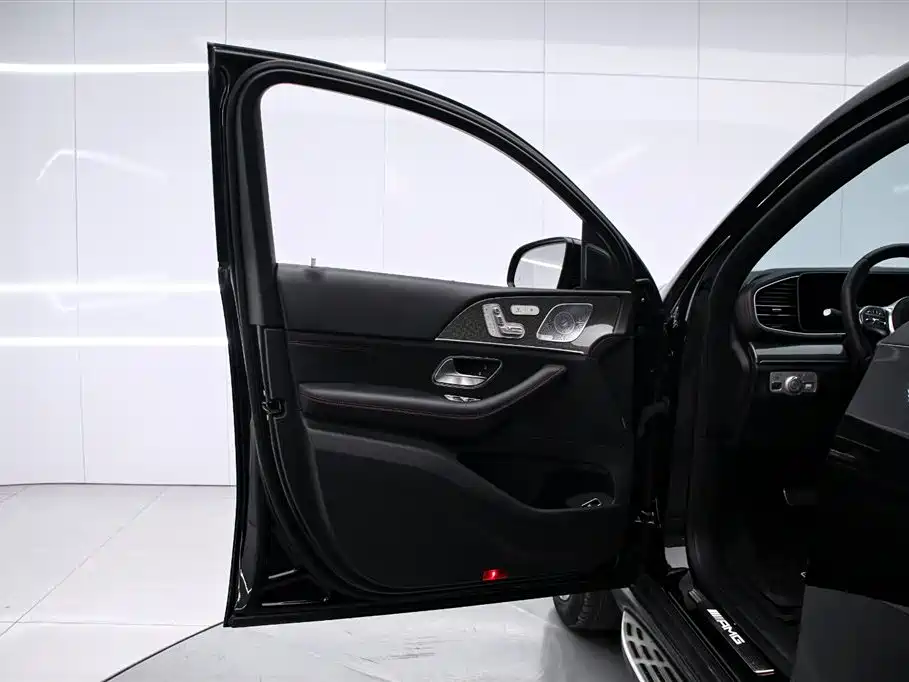 MERCEDES-BENZ GLE COUPE AMG