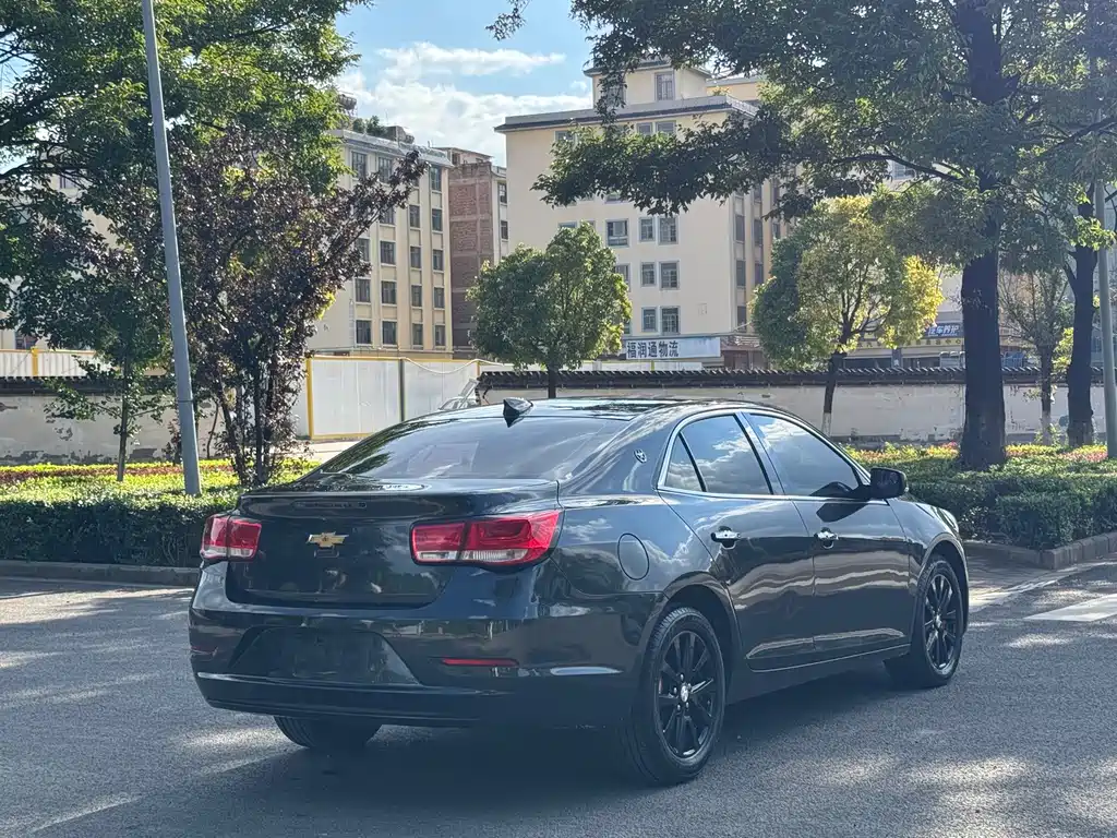 Chevrolet Malibu — миниатюра 4