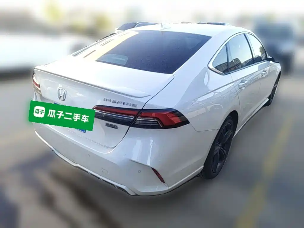 Honda Inspire — миниатюра 10