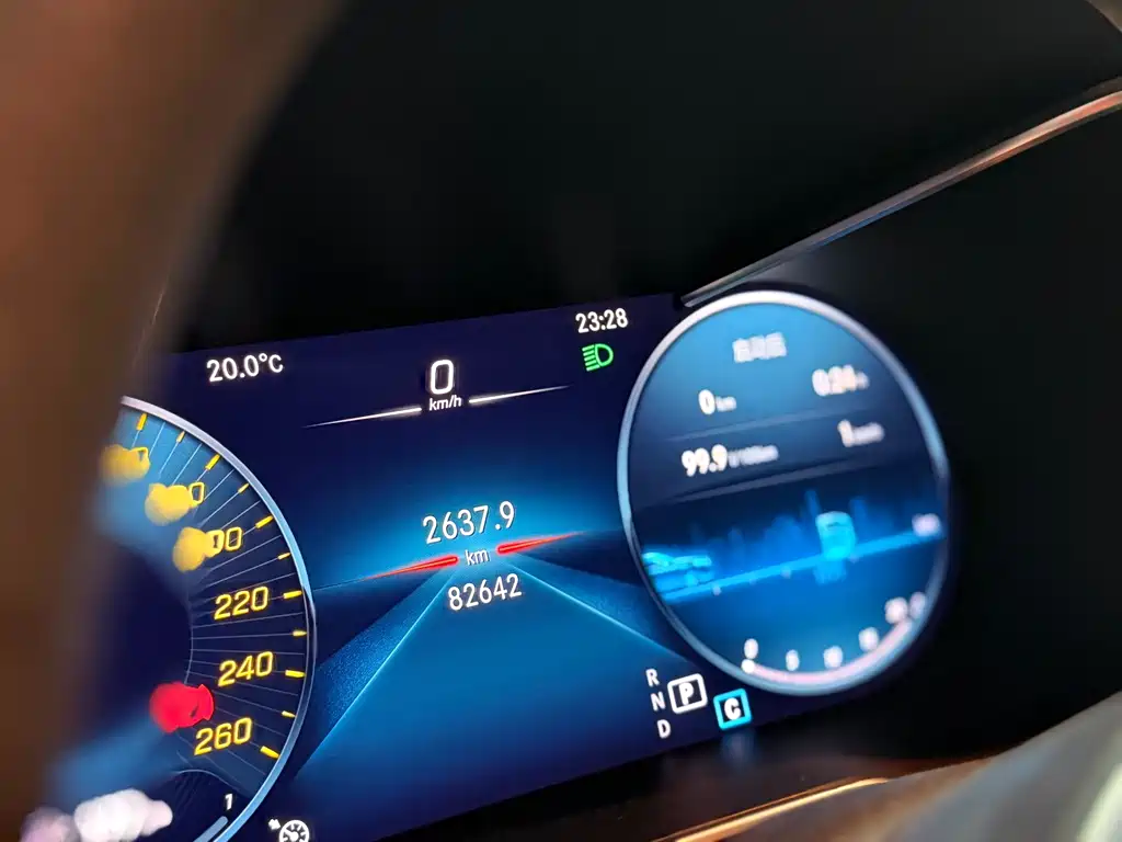Mercedes-Benz GLC 2022 GLC 260 L 4MATIC