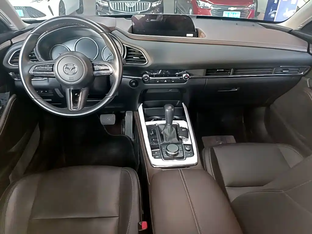 Mazda CX-30 — миниатюра 10