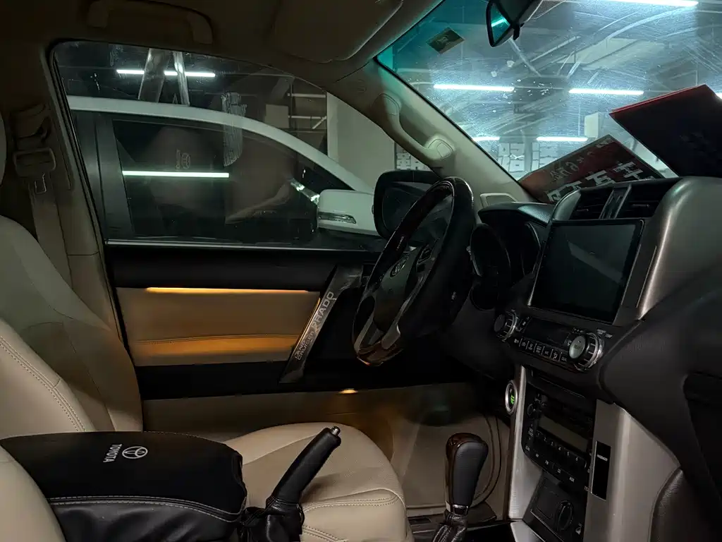 Toyota Prado — миниатюра 14