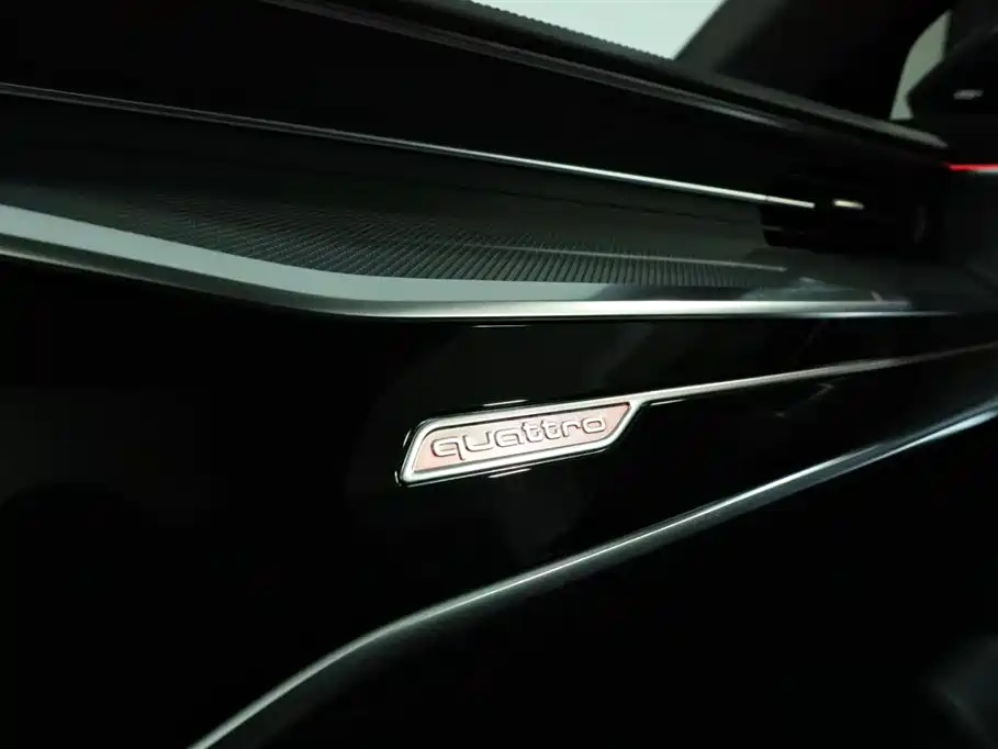 Audi A6L — миниатюра 12