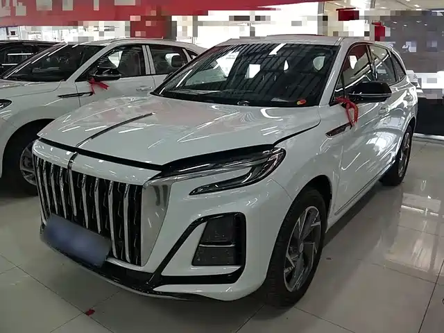 RED FLAG HONGQI HS3 PHEV 2024