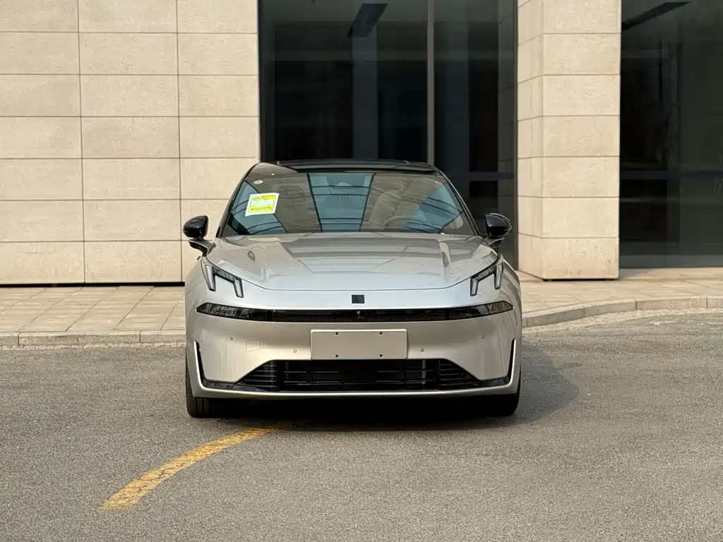 Lynk & Co 07 EM-P 2024 EM-P 126 Halo