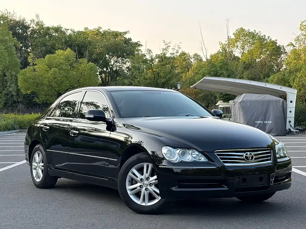 Toyota Reiz — миниатюра 3