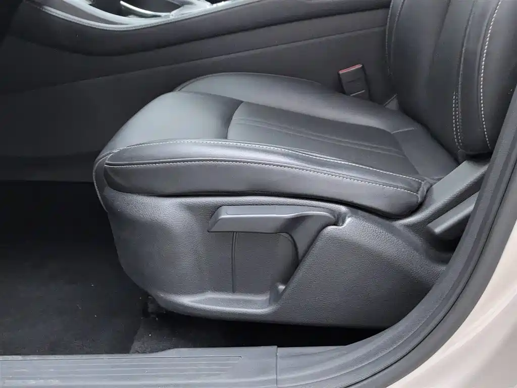 BLUE ELECTRIC BLUE ELECTRIC E5