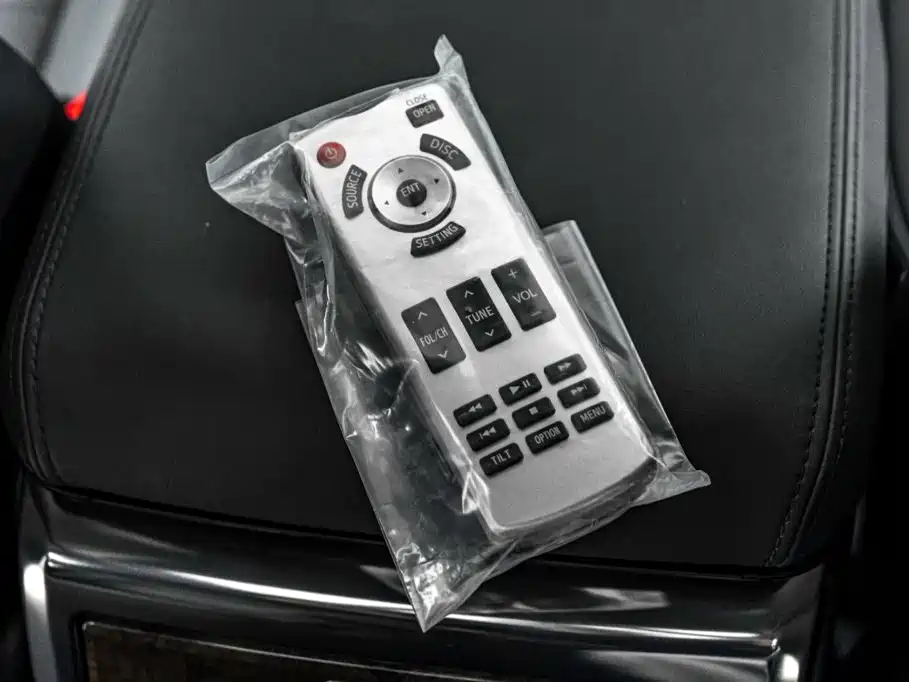Toyota Vellfire — миниатюра 32
