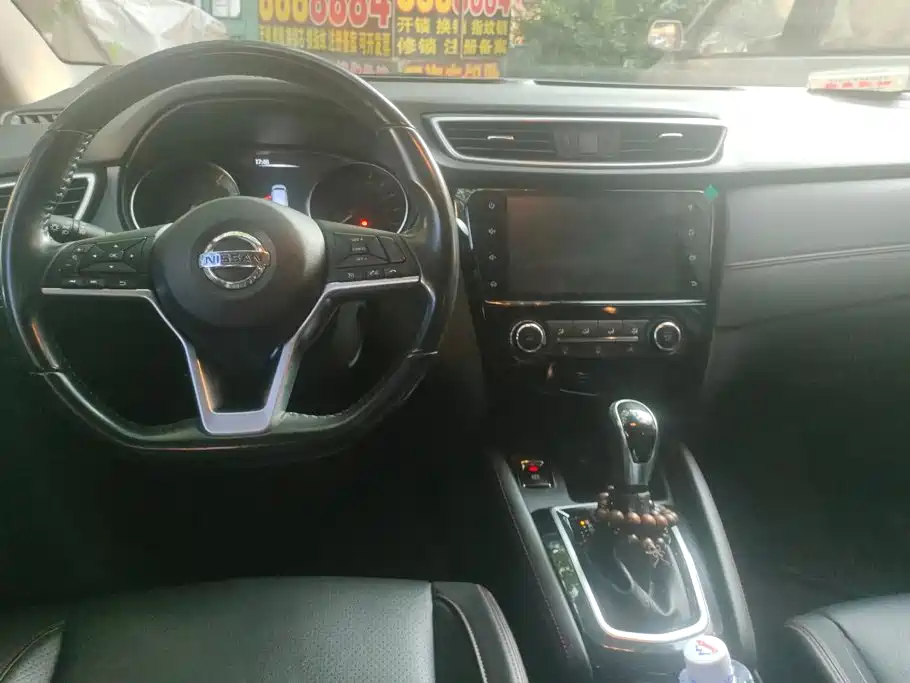 Nissan Qashqai — миниатюра 12