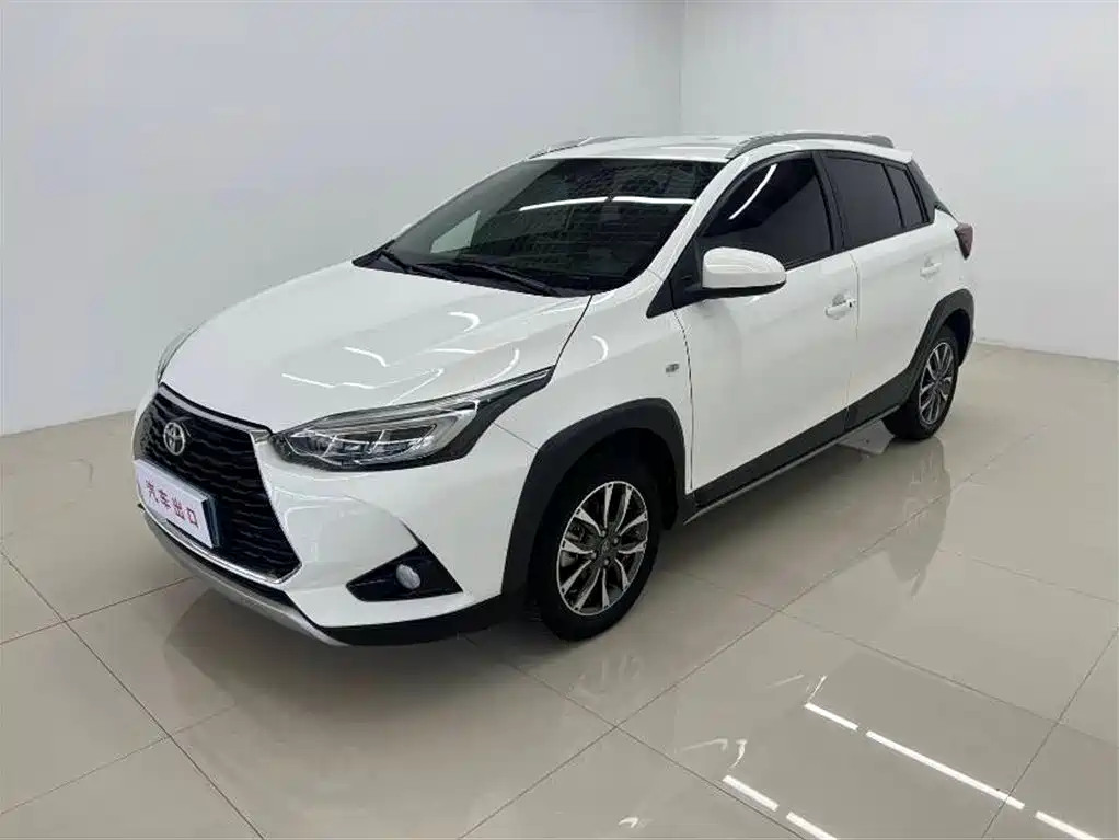 Toyota Yaris L 2022