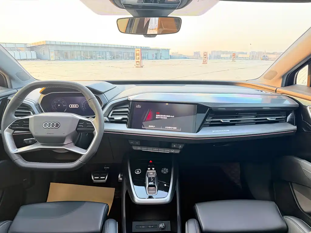 Audi Q4 e-tron — миниатюра 27