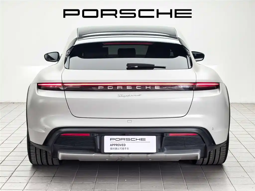 Porsche Taycan — миниатюра 7