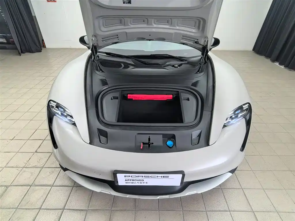 Porsche Taycan — миниатюра 23