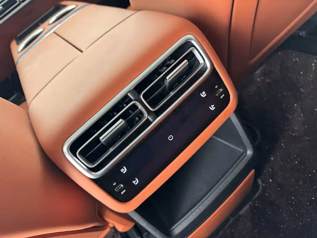 Li Auto Li L6 — миниатюра 13