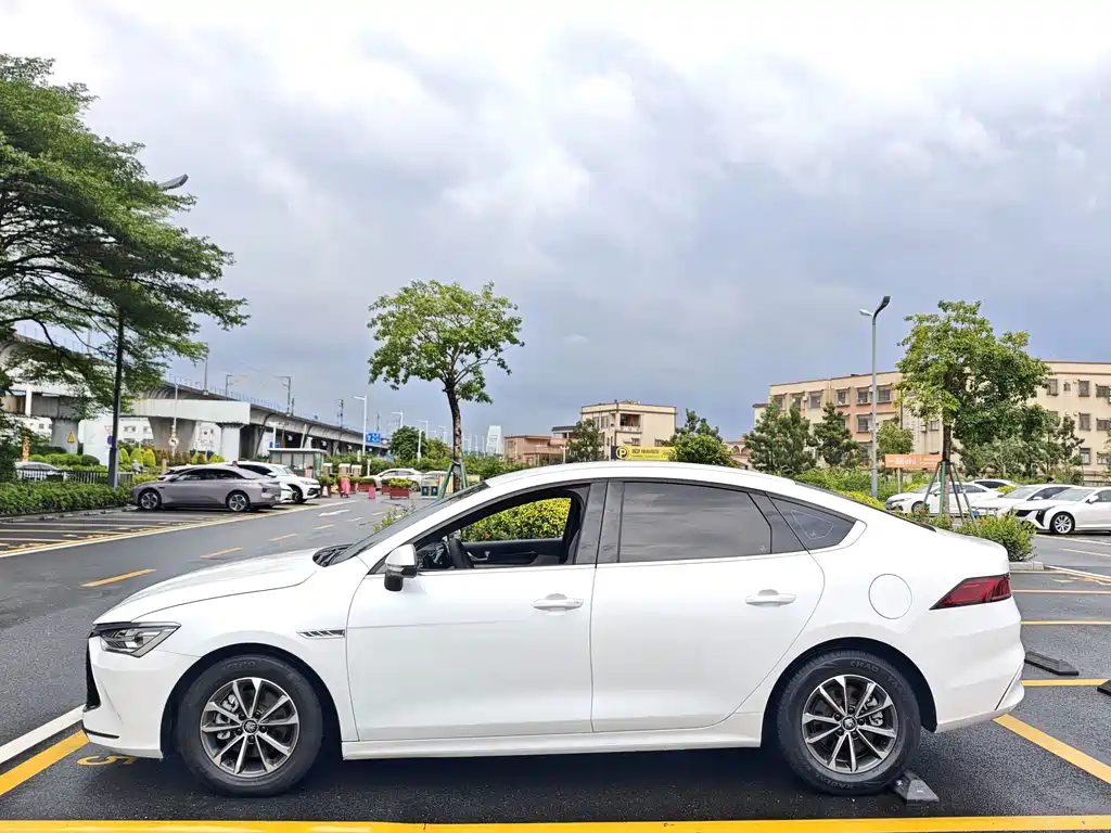BYD Qin PLUS — миниатюра 4