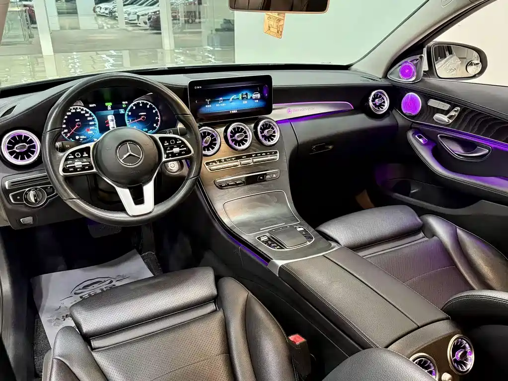 Mercedes-Benz C-Class — миниатюра 5