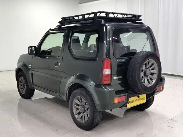 Suzuki Jimny — миниатюра 5