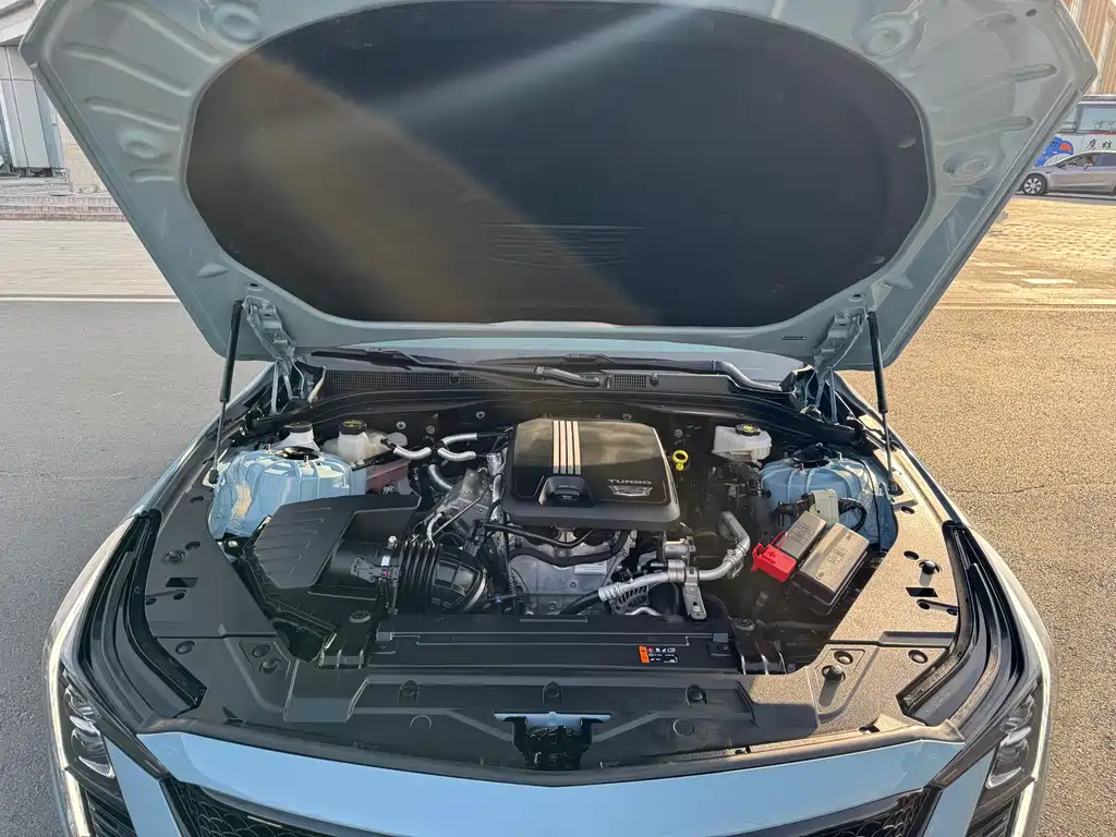 Cadillac CT5 — миниатюра 17