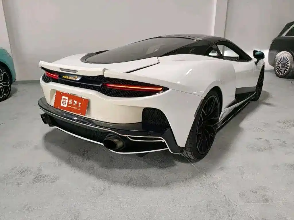 McLaren GT — миниатюра 7