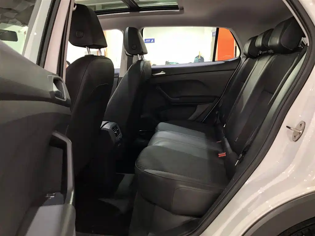 VOLKSWAGEN EXPLORING THE SHADOW