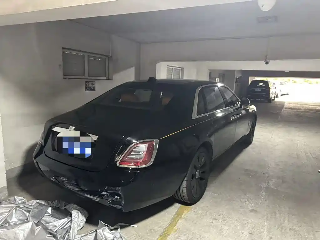 Rolls-Royce Ghost — миниатюра 4