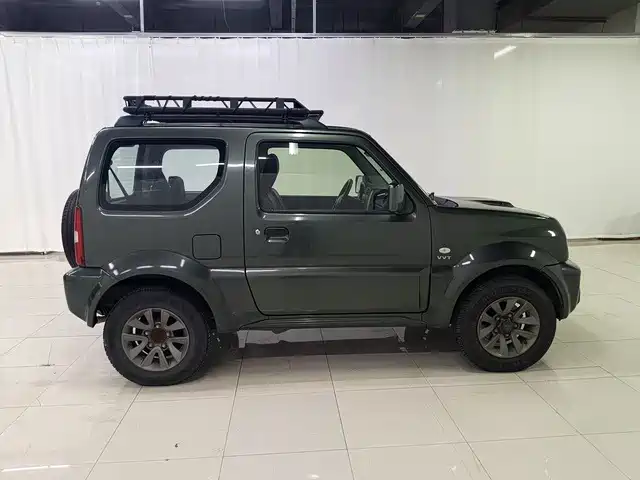 Suzuki Jimny — миниатюра 8